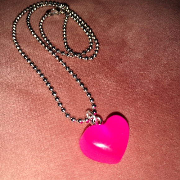 Hot Pink Candy Heart Silver Necklace 80s Heart Pendant Choker or Long Ball Chain - Picture 3 of 6